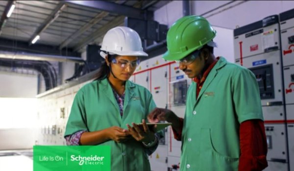 SCHNEIDER ELECTRIC: La digitalización crea nuevos empleos tecnológicos en las industrias